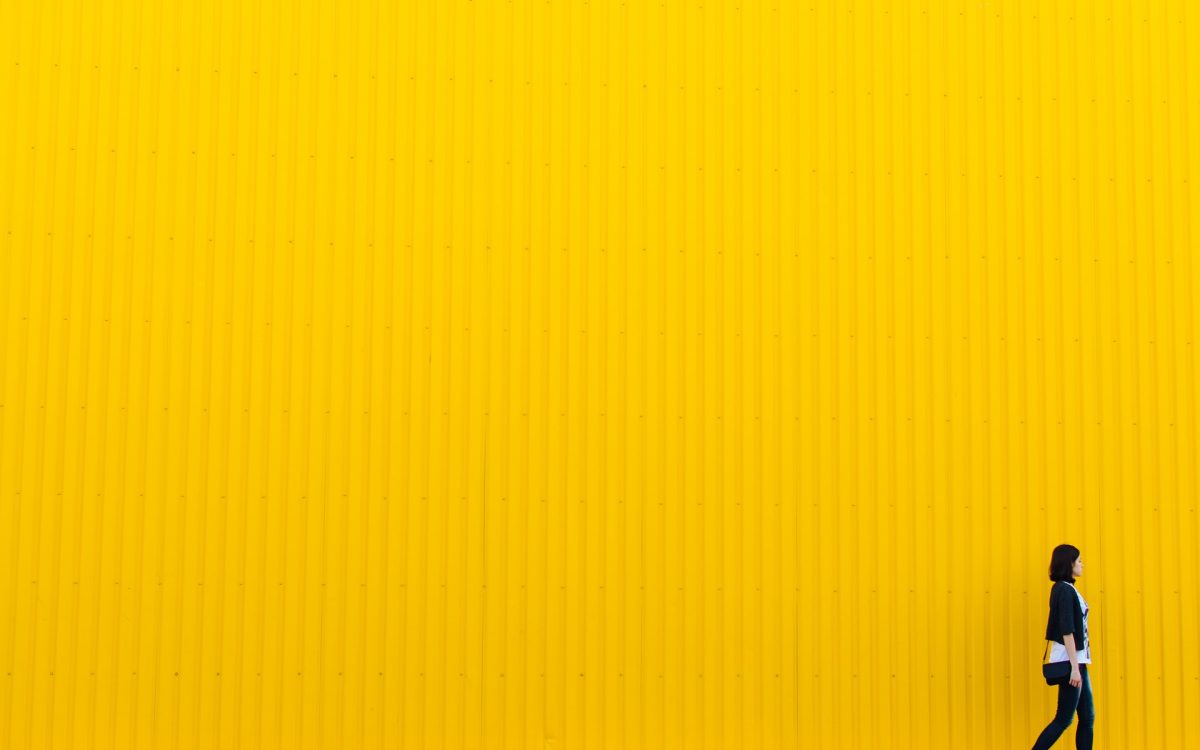 yellow-926728_1920